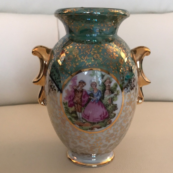 Vintage Porcelain Vase (Made in Japan) - Picture 2 of 7